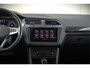 Volkswagen Tiguan 1.4 TSI eHybrid Elegance Business | Stoelverwarming | Stuurverwarming | Massage | iQ Light | Trekhaak | Ambiance Verlichting | Adaptive Cruise Control | Keyless | Apple Carplay | Navigatie | SOH 85,33%