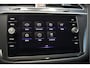 Volkswagen Tiguan 1.4 TSI eHybrid Elegance Business | Stoelverwarming | Stuurverwarming | Massage | 360 Camera | iQ Light | Ambiance Verlichting | Adaptive Cruise Control | Keyless | Apple Carplay | Navigatie | SOH 96%