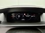 Peugeot 2008 1.2 Hybrid 145 GT | Elektrische stoelen | Adaptieve cruise control | Stoelverwarming | Camera voor | Apple Carplay/Android auto