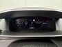 Peugeot 2008 1.2 Hybrid 145 GT | Elektrische stoelen | Adaptieve cruise control | Stoelverwarming | Camera voor | Apple Carplay/Android auto