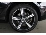 Volvo V40 2.0 D3 R-Design Polar+ Trekhaak | Pano | Harman/Kardon | Alcantara | Camera | Keyless | Stoelverw. | 17" LMV | PDC V+A