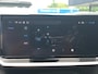 Peugeot 2008 1.2T 130pk Allure Pack Automaat | Climate control | Navigatie via Apple / Android | 17" Lm velgen | Adaptieve cruise control | Dode hoek detectie
