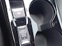 Peugeot 2008 1.2T 130pk Allure Pack Automaat | Climate control | Navigatie via Apple / Android | 17" Lm velgen | Adaptieve cruise control | Dode hoek detectie