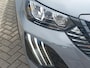 Peugeot 2008 1.2T 130pk Allure Pack Automaat | Climate control | Navigatie via Apple / Android | 17" Lm velgen | Adaptieve cruise control | Dode hoek detectie