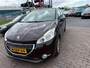 Peugeot 208 1.2 VTi Blue Lease lees advertentie !
