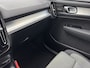 Volvo XC40 2.0 B4 Plus Dark Elektrisch uitklapbare trekhaak | Achteruitrijcamera | Apple Carplay/Android Auto|telefoonintegratie premium | Audio installatie premium