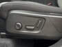 Volvo XC40 2.0 B4 Plus Dark Elektrisch uitklapbare trekhaak | Achteruitrijcamera | Apple Carplay/Android Auto|telefoonintegratie premium | Audio installatie premium