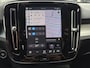 Volvo XC40 2.0 B4 Plus Dark Elektrisch uitklapbare trekhaak | Achteruitrijcamera | Apple Carplay/Android Auto|telefoonintegratie premium | Audio installatie premium