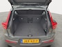 Volvo XC40 2.0 B4 Plus Dark Elektrisch uitklapbare trekhaak | Achteruitrijcamera | Apple Carplay/Android Auto|telefoonintegratie premium | Audio installatie premium