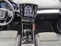Volvo XC40 2.0 B4 Plus Dark Elektrisch uitklapbare trekhaak | Achteruitrijcamera | Apple Carplay/Android Auto|telefoonintegratie premium | Audio installatie premium