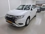 Mitsubishi Outlander 2.4 PHEV Pure | Trekhaak | Cruise Control | Camera | Stoelverwarming | Parkeersensoren | 1e Eigenaar | Plugin