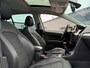 Volkswagen Golf 1.4 TSI R-Line | Panodak | Navi | Massage | Telefoon | Cruise