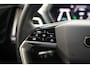 Audi Q4 e-tron 40 S edition 77 kWh 3-fase [ LED Head-up Virtual Trekhaak ]