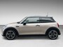 MINI Cooper 3-Deurs 1.5 Camden Edition 136PK 17''DAB/ NAVI/CRUISE/ECC/PDC/CARPLAY/SPORTSTOELEN///