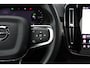 Volvo XC40 Recharge Pro 70 kWh | Full Options | R-design | Pano | Trekhaak | 360 camera | Harman Kardon | 20 inch | Adaptieve cruise | Verwarmd stuurwiel