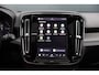 Volvo XC40 Recharge Pro 70 kWh | Full Options | R-design | Pano | Trekhaak | 360 camera | Harman Kardon | 20 inch | Adaptieve cruise | Verwarmd stuurwiel