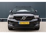 Volvo XC40 Recharge Pro 70 kWh | Full Options | R-design | Pano | Trekhaak | 360 camera | Harman Kardon | 20 inch | Adaptieve cruise | Verwarmd stuurwiel