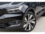 Volvo XC40 Recharge Pro 70 kWh | Full Options | R-design | Pano | Trekhaak | 360 camera | Harman Kardon | 20 inch | Adaptieve cruise | Verwarmd stuurwiel
