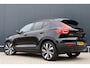 Volvo XC40 Recharge Pro 70 kWh | Full Options | R-design | Pano | Trekhaak | 360 camera | Harman Kardon | 20 inch | Adaptieve cruise | Verwarmd stuurwiel