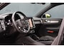 Volvo XC40 Recharge Pro 70 kWh | Full Options | R-design | Pano | Trekhaak | 360 camera | Harman Kardon | 20 inch | Adaptieve cruise | Verwarmd stuurwiel