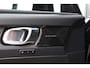 Volvo XC40 Recharge Pro 70 kWh | Full Options | R-design | Pano | Trekhaak | 360 camera | Harman Kardon | 20 inch | Adaptieve cruise | Verwarmd stuurwiel