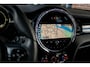 MINI Cooper S 5-Deurs Classic Trim | Sportstoel | Camera | Stoel/Stuurverw. | Comfort Access | Navi | 17' Inch