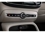 Volvo XC40 1.5 T4 Plug-in hybrid Ultimate Bright | PANORAMADAK | LEDER | harman/kardon