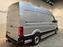 Volkswagen Crafter 35 2.0 TDI L3H3 140 PK Automaat / Euro 6 / Trekhaak 3.000 KG / Airco / Cruise Control / PDC / CarPlay / Navigatie / 3-Zits / 56.200 km !!