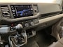 Volkswagen Crafter 35 2.0 TDI L3H3 140 PK Automaat / Euro 6 / Trekhaak 3.000 KG / Airco / Cruise Control / PDC / CarPlay / Navigatie / 3-Zits / 56.200 km !!