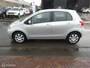 Toyota Yaris 1.3 VVTi Dynamic Parkeersensoren/Airco!!