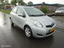 Toyota Yaris 1.3 VVTi Dynamic Parkeersensoren/Airco!!