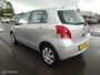 Toyota Yaris 1.3 VVTi Dynamic Parkeersensoren/Airco!!