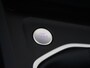 Volkswagen Golf 1.5 TSI Life Business | Navigatie | Stoel- en stuurwielverwarming | Adaptieve cruise control | Parkeersensoren | Elektrisch inklapbare buitenspiegels | CarPlay | 3-zone airco |