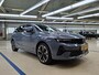 Opel Astra Electric 54 kWh Business Edition / Navigatie / Camera / Warmtepomp / Stuur -en stoelverwarmd / Parkeersensoren / 18'' LMV