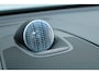 Volvo XC60 2.0 T6 Plug-in hybrid AWD Ultra Black Edition | Full Options | Bowers & Wilkins | Luchtvering | Visual Park Assist incl. 360° Camera | Gelamineerde Zijruiten | Head-up Display | Geventileerde Nappa Lederen Voorstoelen | Stoelmassage | Verwarmbare Achterbank | Stuurverwarming | Stoelverwarming Voor en Achter | Panoramisch Schuif-/Kanteldak | 22-Inch Lichtmetalen Velgen | Getint Glas | Volvo Guard Alarm | Adaptieve Cruise Control | BLIS | Keyless | Elektrische Achterklep | Google |