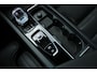 Volvo XC60 2.0 T6 Plug-in hybrid AWD Ultra Black Edition | Full Options | Bowers & Wilkins | Luchtvering | Visual Park Assist incl. 360° Camera | Gelamineerde Zijruiten | Head-up Display | Geventileerde Nappa Lederen Voorstoelen | Stoelmassage | Verwarmbare Achterbank | Stuurverwarming | Stoelverwarming Voor en Achter | Panoramisch Schuif-/Kanteldak | 22-Inch Lichtmetalen Velgen | Getint Glas | Volvo Guard Alarm | Adaptieve Cruise Control | BLIS | Keyless | Elektrische Achterklep | Google |