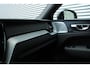 Volvo XC60 2.0 T6 Plug-in hybrid AWD Ultra Black Edition | Full Options | Bowers & Wilkins | Luchtvering | Visual Park Assist incl. 360° Camera | Gelamineerde Zijruiten | Head-up Display | Geventileerde Nappa Lederen Voorstoelen | Stoelmassage | Verwarmbare Achterbank | Stuurverwarming | Stoelverwarming Voor en Achter | Panoramisch Schuif-/Kanteldak | 22-Inch Lichtmetalen Velgen | Getint Glas | Volvo Guard Alarm | Adaptieve Cruise Control | BLIS | Keyless | Elektrische Achterklep | Google |