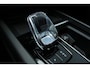 Volvo XC60 2.0 T6 Plug-in hybrid AWD Ultra Black Edition | Full Options | Bowers & Wilkins | Luchtvering | Visual Park Assist incl. 360° Camera | Gelamineerde Zijruiten | Head-up Display | Geventileerde Nappa Lederen Voorstoelen | Stoelmassage | Verwarmbare Achterbank | Stuurverwarming | Stoelverwarming Voor en Achter | Panoramisch Schuif-/Kanteldak | 22-Inch Lichtmetalen Velgen | Getint Glas | Volvo Guard Alarm | Adaptieve Cruise Control | BLIS | Keyless | Elektrische Achterklep | Google |