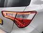Toyota Yaris 1.5 VVT-i Dynamic | Camera | Trekhaak | LM Velgen | Leseman
