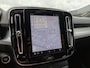 Volvo XC40 B3 180PK Plus Dark | H&K | Elektr. Stoelen | verw. Voorstoelen | ACC | 19''