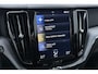 Volvo XC60 T8 Twin Engine Momentum | Head-Up | Panoramadak | Trekhaak | Leder | Camera | 19 Inch
