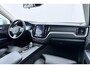 Volvo XC60 T8 Twin Engine Momentum | Head-Up | Panoramadak | Trekhaak | Leder | Camera | 19 Inch