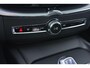 Volvo XC60 T8 Twin Engine Momentum | Head-Up | Panoramadak | Trekhaak | Leder | Camera | 19 Inch