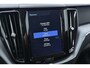 Volvo XC60 T8 Twin Engine Momentum | Head-Up | Panoramadak | Trekhaak | Leder | Camera | 19 Inch