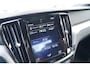 Volvo S60 2.0 T4 R-Design | Luxe R-design stoelen | Trekhaak | Memory stoelen | Camera | Carplay