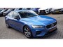 Volvo S60 2.0 T4 R-Design | Luxe R-design stoelen | Trekhaak | Memory stoelen | Camera | Carplay
