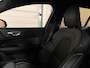 Volvo V60 T6 AWD Recharge Plus Dark | Trekhaak | 360° Camera | All Season banden | Harman Kardon | Adaptieve Cruise Control | Stoelverwarming voor+achter | Stuurwielverwarming | Pilot Assist | BLIS Dode Hoek Detectie | Elektrische voorstoelen geheugen | R-Design Contour stoelen met wit stiksel en bies | Zitting verlenging voorstoelen | 18 Inch | Google Infotainment | Keyless Drive | Parkeersensoren voor+achter | Elektrisch bedienbare achterklep | DAB Radio | Apple Carplay/Android Auto | Volvo On Call met mobiele App functie | Onyx Black Metallic |