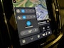 Volvo V60 T6 AWD Recharge Plus Dark | Trekhaak | 360° Camera | All Season banden | Harman Kardon | Adaptieve Cruise Control | Stoelverwarming voor+achter | Stuurwielverwarming | Pilot Assist | BLIS Dode Hoek Detectie | Elektrische voorstoelen geheugen | R-Design Contour stoelen met wit stiksel en bies | Zitting verlenging voorstoelen | 18 Inch | Google Infotainment | Keyless Drive | Parkeersensoren voor+achter | Elektrisch bedienbare achterklep | DAB Radio | Apple Carplay/Android Auto | Volvo On Call met mobiele App functie | Onyx Black Metallic |