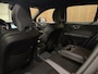 Volvo V60 T6 AWD Recharge Plus Dark | Trekhaak | 360° Camera | All Season banden | Harman Kardon | Adaptieve Cruise Control | Stoelverwarming voor+achter | Stuurwielverwarming | Pilot Assist | BLIS Dode Hoek Detectie | Elektrische voorstoelen geheugen | R-Design Contour stoelen met wit stiksel en bies | Zitting verlenging voorstoelen | 18 Inch | Google Infotainment | Keyless Drive | Parkeersensoren voor+achter | Elektrisch bedienbare achterklep | DAB Radio | Apple Carplay/Android Auto | Volvo On Call met mobiele App functie | Onyx Black Metallic |