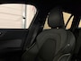 Volvo V60 T6 AWD Recharge Plus Dark | Trekhaak | 360° Camera | All Season banden | Harman Kardon | Adaptieve Cruise Control | Stoelverwarming voor+achter | Stuurwielverwarming | Pilot Assist | BLIS Dode Hoek Detectie | Elektrische voorstoelen geheugen | R-Design Contour stoelen met wit stiksel en bies | Zitting verlenging voorstoelen | 18 Inch | Google Infotainment | Keyless Drive | Parkeersensoren voor+achter | Elektrisch bedienbare achterklep | DAB Radio | Apple Carplay/Android Auto | Volvo On Call met mobiele App functie | Onyx Black Metallic |